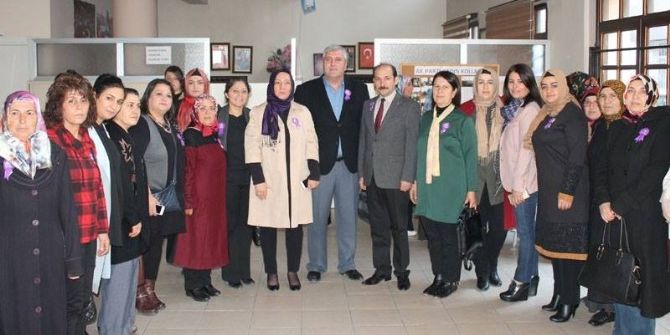 Uşak Ak Kadınlar, Ekranlara Yansıyan Güçsüz Kadın İmajına Karşı Çıktı