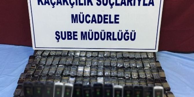 Kargo Teslim Kaçak Cep Telefonları Ele Geçirildi