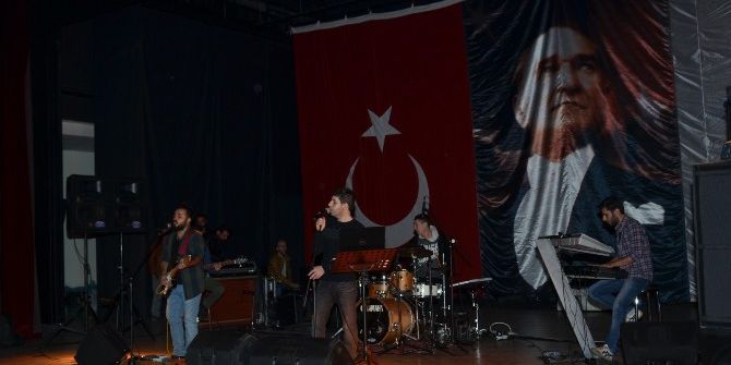 Müziksel Faaliyetler Topluluğundan Moral Konseri