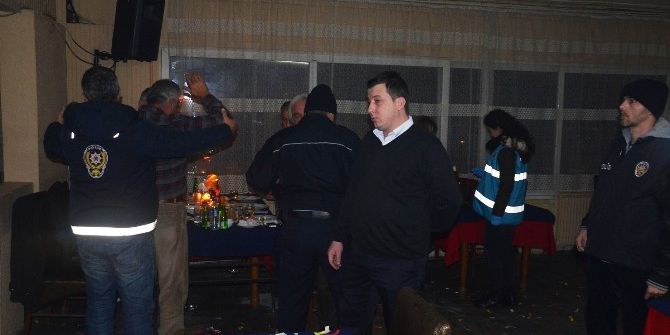 Sakarya Polisi, Alkollü Eğlence Mekanlarında Denetleme Yaptı