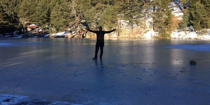 Limni Gölü Buz Tuttu