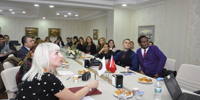 Gkv’de Dil Eğitiminde Farklılaştırılmış Öğretim Çalıştayı Düzenlendi