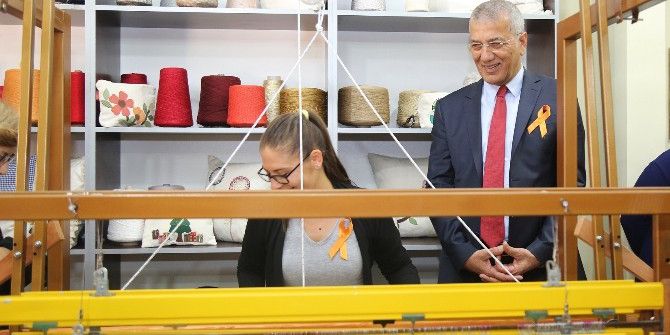 2 Bin 500 Yıllık Mezitli Dokuması Yeniden Hayat Buluyor