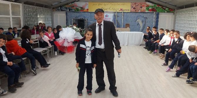 Kültür Kolejinde Okur-yazar Buluşması