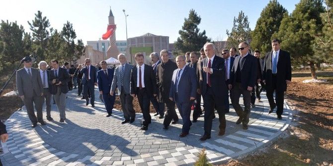 Kütahya’ya Şehitler Parkı Ve Külliyesi