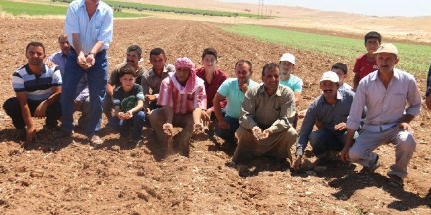Sulama Yapamadıklarını İddia Eden Çiftçiler Eylem Yaptı