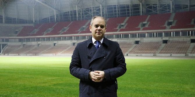 Bakan Çağatay Kılıç Samsun’da Stat İnşaatını İnceledi