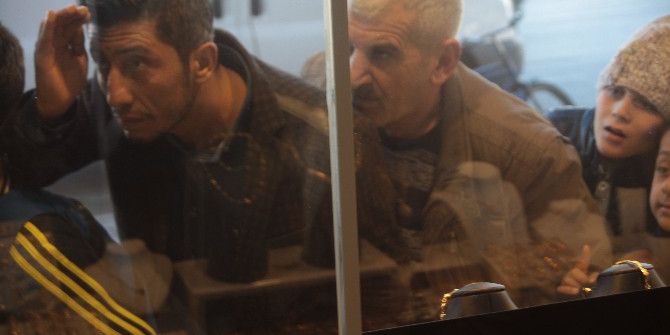 Yaşlı Adamın Ölümünü İzlemek İçin Birbirleriyle Yarıştılar