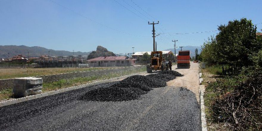 Osmancık Şehir Stadyumu Yoluna Sıcak Asfalt