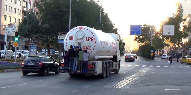 Çocukların Trafikte Tehlikeli Oyunu