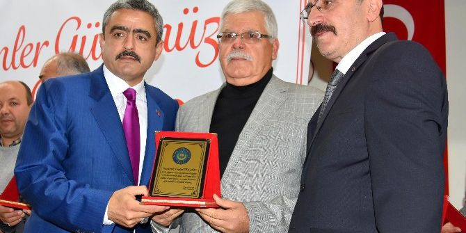 Başkan Alıcık, Türk Eğitim-sen Üyesi Öğretmenlerle Buluştu