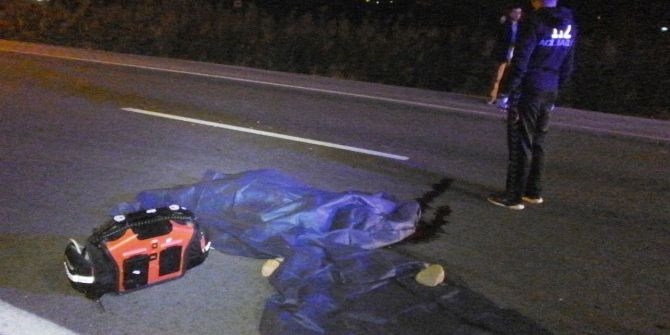 Otomobilin Çarptığı Kadın Hayatını Kaybetti