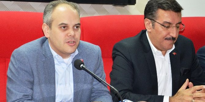 Bakan Kılıç Ve Tüfenkci Ak Parti Malatya İl Başkanlığını Ziyaret Etti