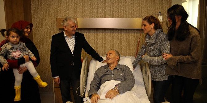 Başbakan Yıldırım’dan Hastane Ve Taksi Durağına Ziyaret