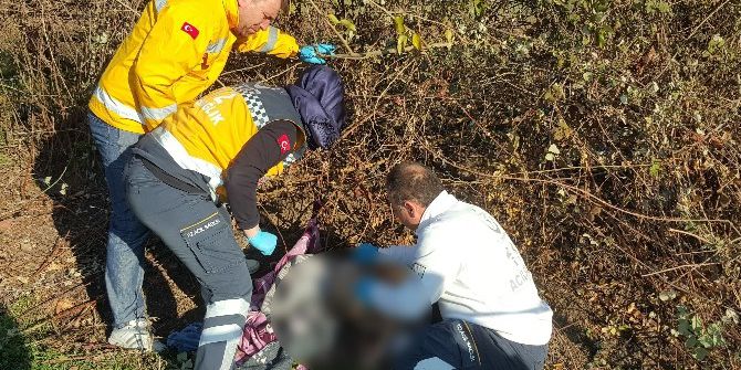 Yaşlı Adam Tarla Kenarında Ölü Bulundu