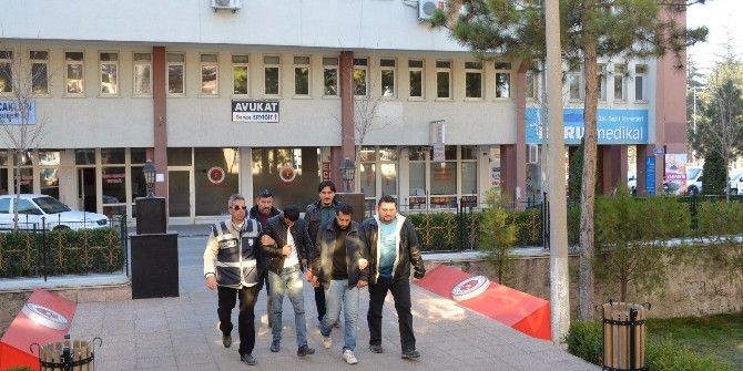 Sahte Altın Satıcıları Tutuklandı