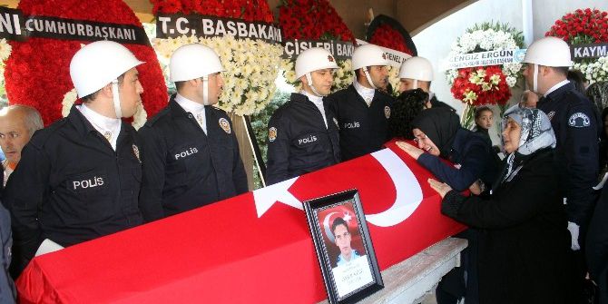 Salihli Şehidini Uğurladı