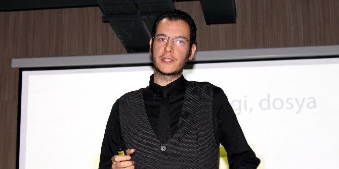 "İnternette Çocuklarınızın Ellerini Bırakmayın"