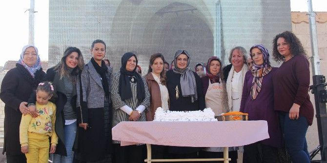 Kadınlar İş Yerlerinin Birinci Yılını Kutladı