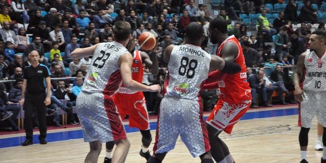 Muratbey Uşak 3 Günde 2 Maç Oynayacak