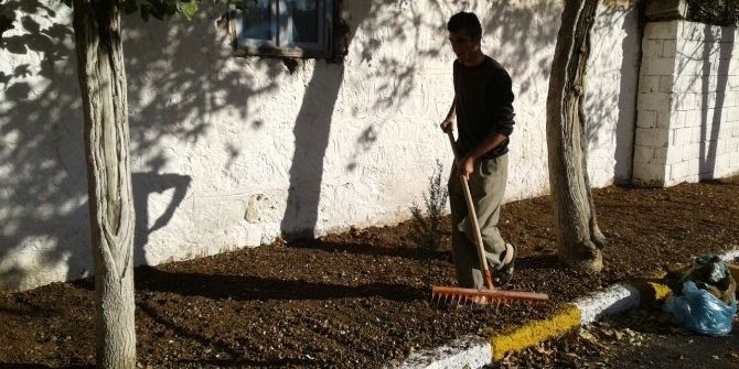 Anaokulu Bahçesi Yeşillendiriliyor