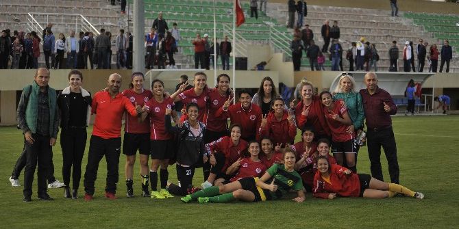 Döşemealtı’nın Dişi Kramponları, Ligde 3’te 3 Yaptı