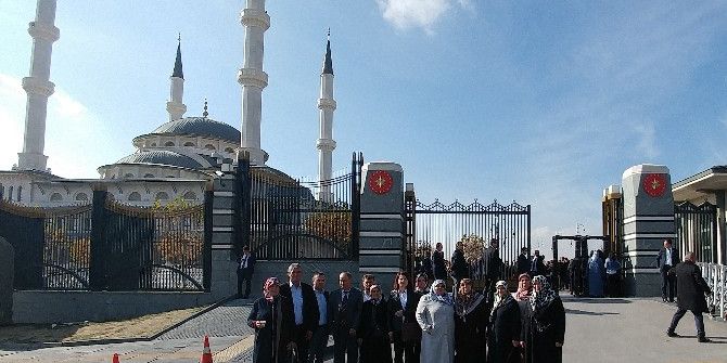 Kütahyalı Çiftçiler Cumhurbaşkanlığı Külliyesi’nde