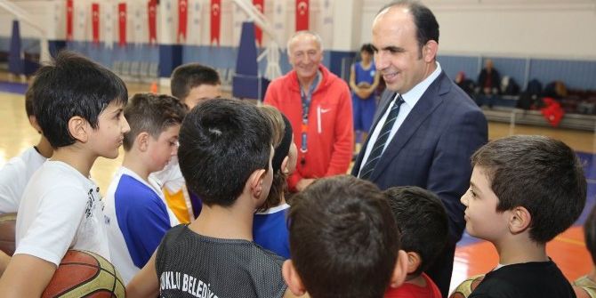 Başkan Altay, Spor Okullarında