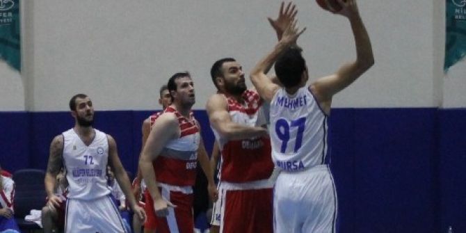 Nilüfer Belediyespor Evinde Galip Geldi