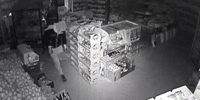 Market Hırsızı Güvenlik Kamerasına Yakalandı