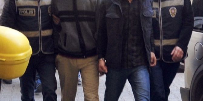 Korsan Gösteriye Katılan 7 Çocuk Tutuklandı