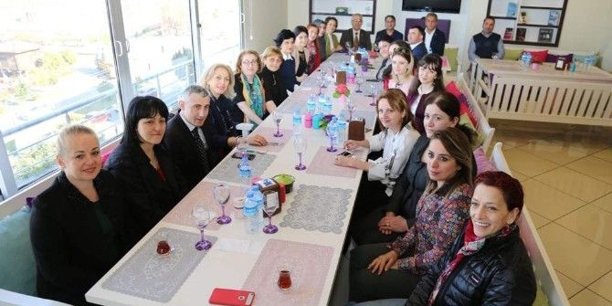 Türk Ve Acaralı Kadınlar İşbirliği İçin Bir Araya Geldi