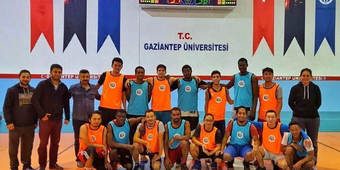 Uluslararası Öğrenci Topluluğundan Basketbol Müsabakası