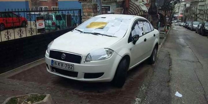 Öğrenciler Aracıyla Okulun Girişini Kapatan Sürücüyü Böyle Cezalandırdı