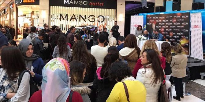 Kahraman Tazeoğlu Ve Hamdi Kan ‘Mor’da Buluştu