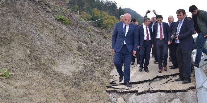 Vali Ve Milletvekili Heyelan Bölgesini İnceledi
