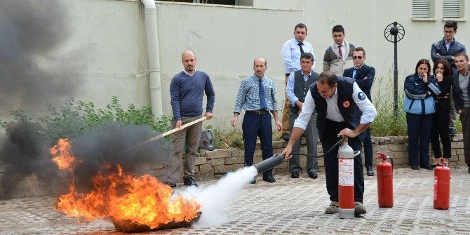 Keme Belediye Personeline Yangın Eğitimi