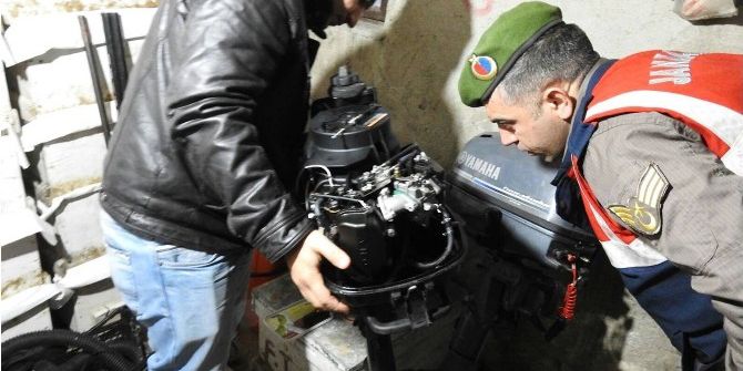 Akbük’ten Tekne Motoru Çalan Hırsızlar İzmir’de Yakalandı