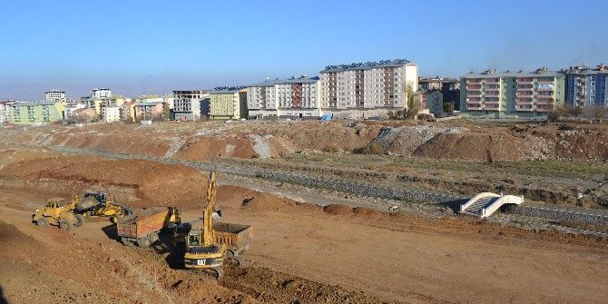 Muş Belediyesi Alternatif Yollarla Kenti Geleceğe Hazırlıyor