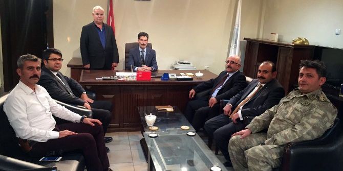 Derik’e Atanan Kaymakam Görevine Başladı