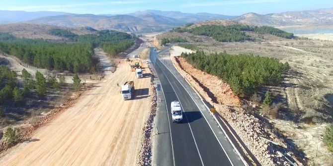 Beyşehir-konya Karayolu Duble Yol Çalışmaları Havadan Görüntülendi