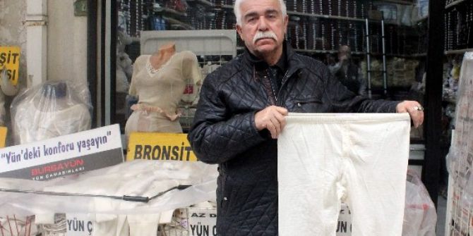 Kar Yağacağını Duyan Yün Çamaşırlara Hücum Etti...