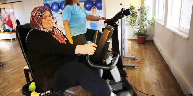 Döşemealtı Belediyesi Spor Salonuna Yoğun İlgi