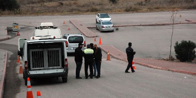 Adana’da Bombalı Araç Paniği