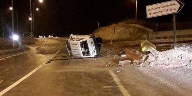 Tavşanlı’da Trafik Kazası, 8 Yaralı