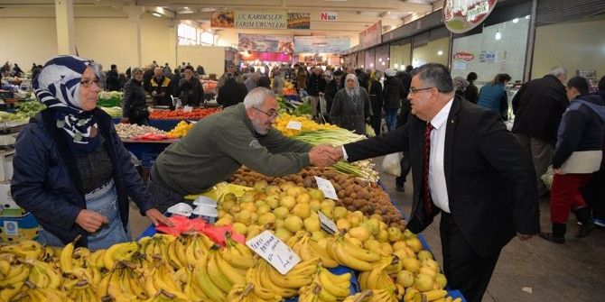 Belediye Başkanı Selim Yağcı’dan Kapalı Pazar Ziyareti