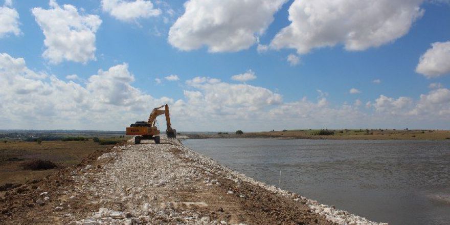 Göletlerde Gövde Yükseltme Çalışmaları Yapılıyor
