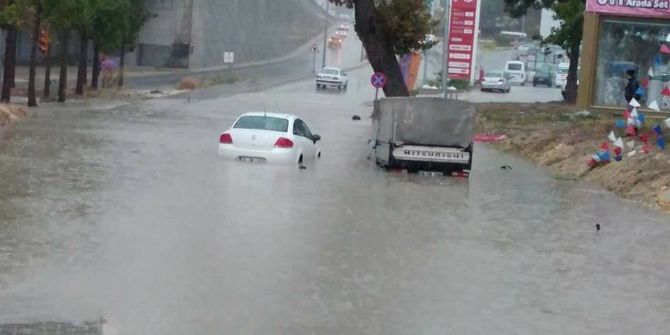 Kuşadası Göle Döndü