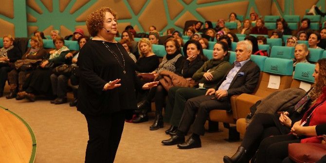 Mine Soysal Kadınlarla Buluştu