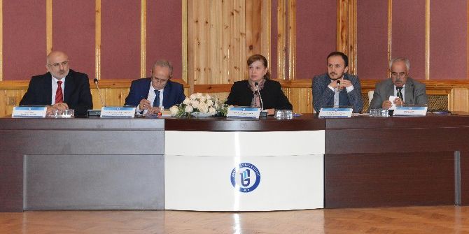 Bü’de Etkin Kur’an Öğrenimi Tartışıldı